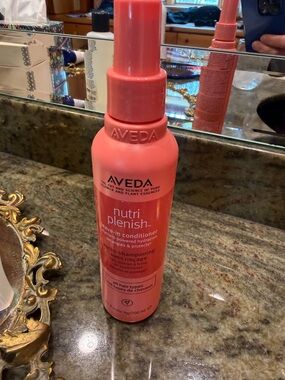 AVEDA Nutri Plenish Leave-In Conditioner - Coral